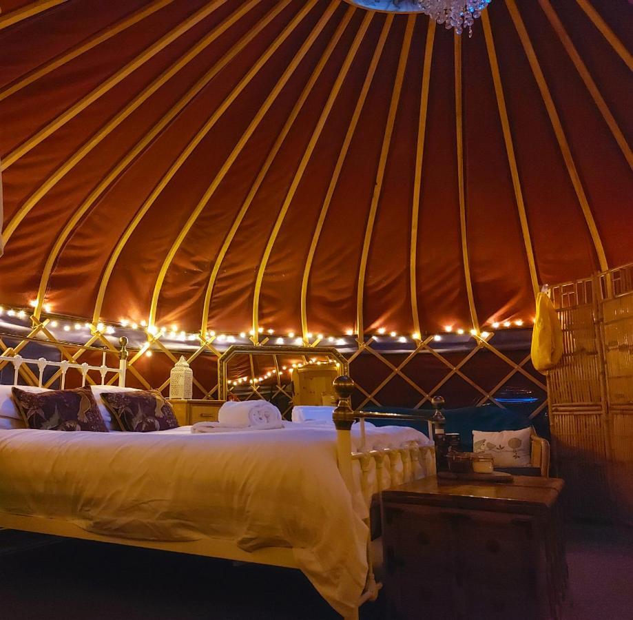 Orchard View Yurt & Hot Tub Somerset Weston-super-Mare Exterior photo