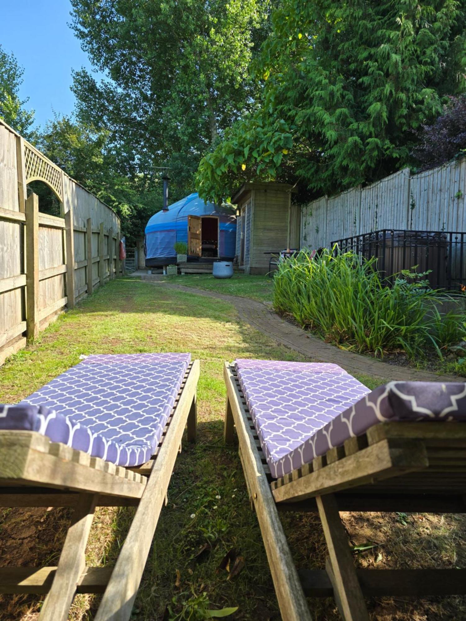 Orchard View Yurt & Hot Tub Somerset Weston-super-Mare Exterior photo